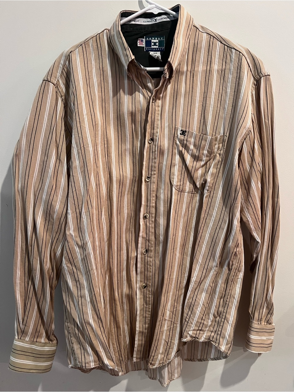 Vintage Cowboy Equipment Men's Striped Button-Down Shirt in Tan and White